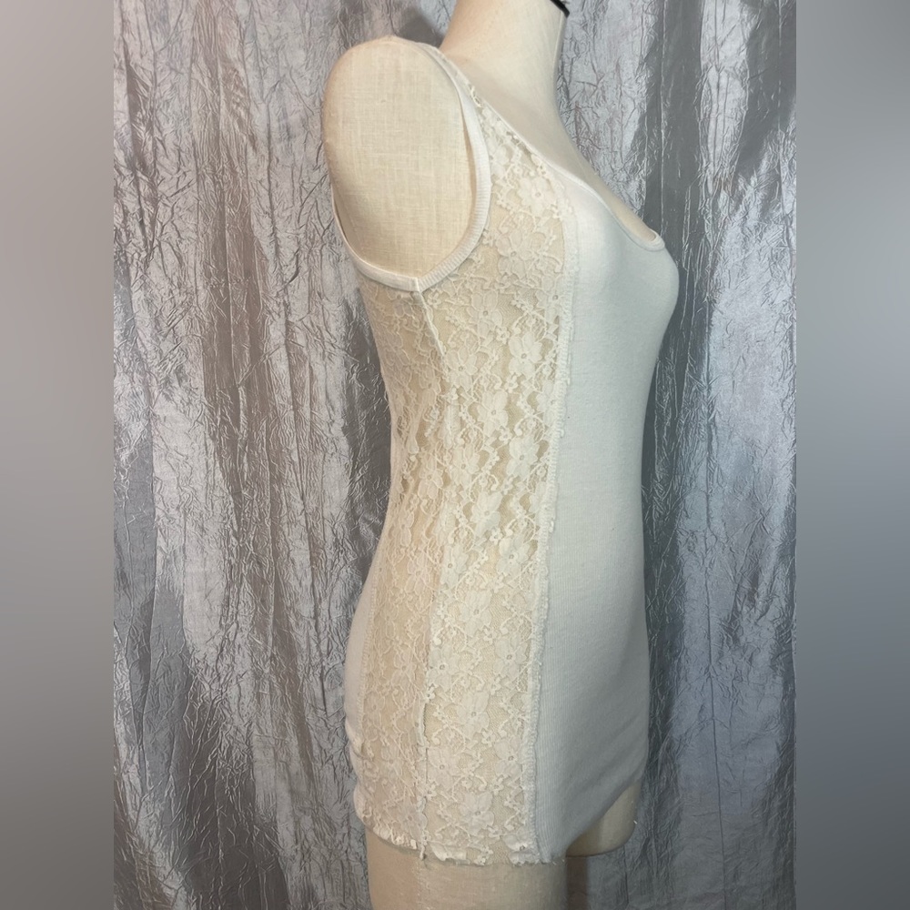 YMI super cute white fitted rayon tank top with lace sides XL